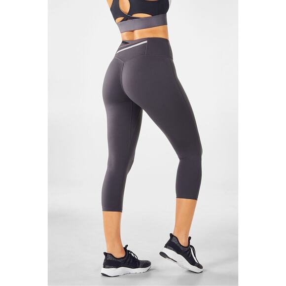 Fabletics Size S Trinity Motion365 High-Waisted Capri Leggings Iron Gray - Picture 3 of 9